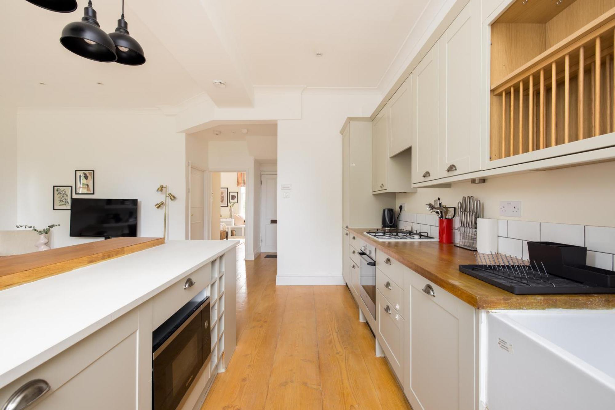 The Philbeach Gardens Place - Lovely 5Bdr Flat With Terrace Лондон Экстерьер фото